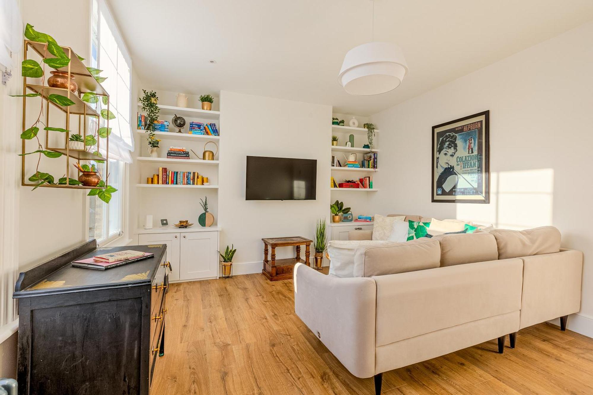 Stylish 3br Mltlv Flat 10min West Kensington St